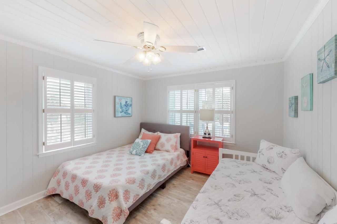 Barefoot Bungalow Villa Edisto Beach Exterior photo